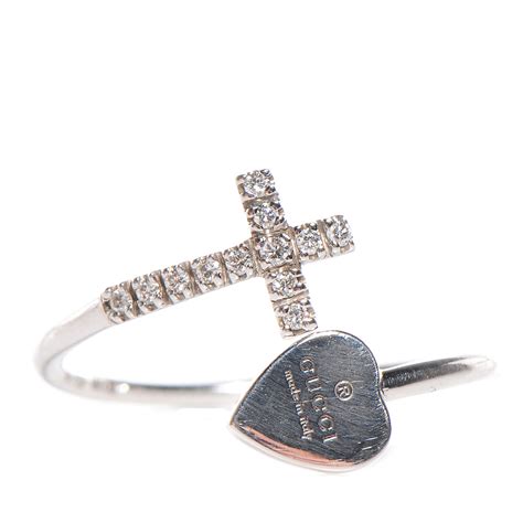 gucci cross ring with heart